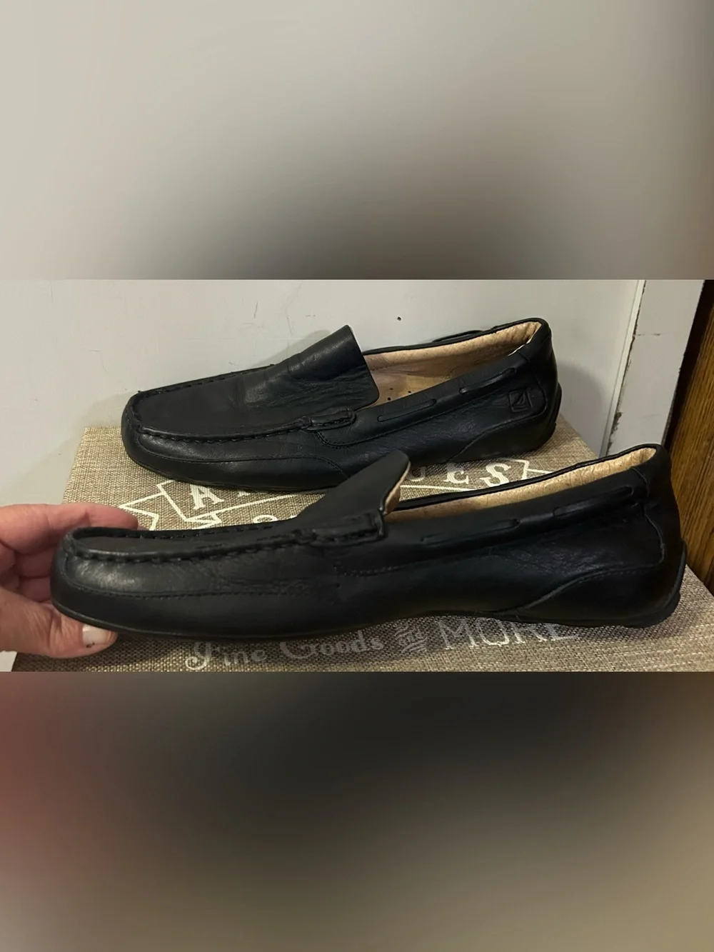 Sperry smooth black